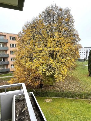 Möbliert, modern, bezugsbereit – 3-Zimmer-Wohnung mit Stellplatz & EBK