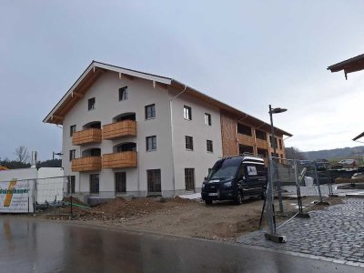 4-Zimmer-Maisonette-Wohnung über zwei Etagen mit Terrasse in Amerang