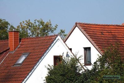 +++ Sehr gepflegtes 2-Familienhaus mit Garten und Terrasse +++