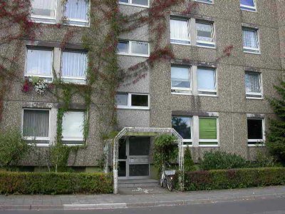 4-Zimmer-Wohnung mit Balkon in Düsseldorf Garath-Nachmieter gesucht
