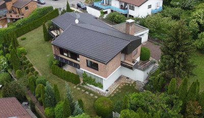 Villa mit elf Zimmern Böblingen Tannenberg 5 min zur Panzer-Kaserne
