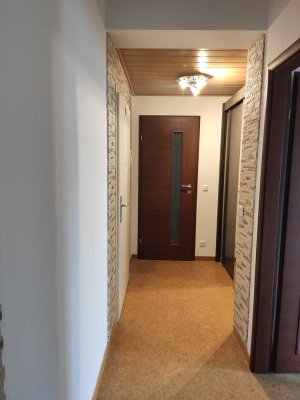 Stilvolle, gepflegte 3-Zimmer-Wohnung mit Balkon und Einbauküche in Nürnberg