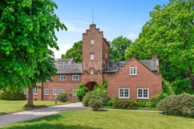 Exklusives Wohnen im historischen Herrenhaus "Annenhof" in Poppenbüttel
