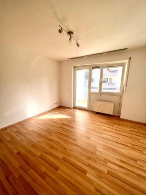 Vollständig renovierte 1-Zimmer-Erdgeschosswohnung mit Singelküche in Germersheim