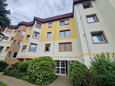 LEISTBARE 1-ZIMMER-LOGGIAMIETWOHNUNG MIT ÜBERDACHTEM PARKPLATZ IN BESTER, RUHIGER WOHNLAGE VON LANGENZERSDORF
