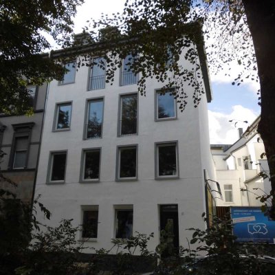 Helle 2,5 Zimmerwohnung mit Terasse im EG