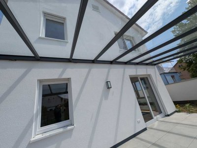 Neubau 4-Raum Gartenwohnung mit überd. Terasse und Blick in's Grüne