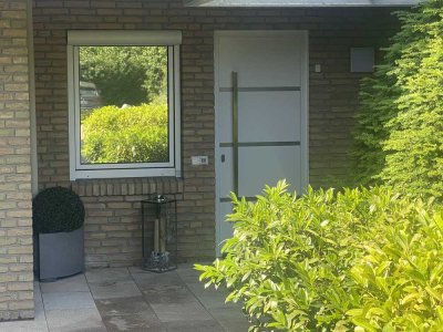 Yachthafen.Stilvolle sanierte  Luxuriöse 2-Zimmer-Terrassenwohnung