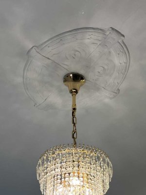 2,5 Zimmer Wohnung in wunderschönem Stuckaltbau