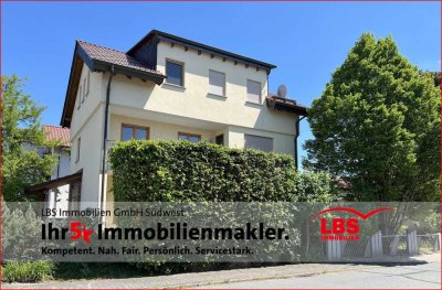 Viel Platz, toll geschnitten und ein großer Garten!