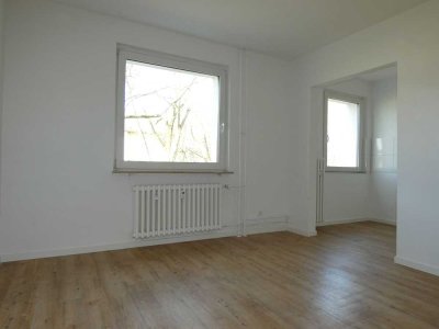 ***2-Raum-Whg mit Dusche - Erstbezug nach Sanierung! ***