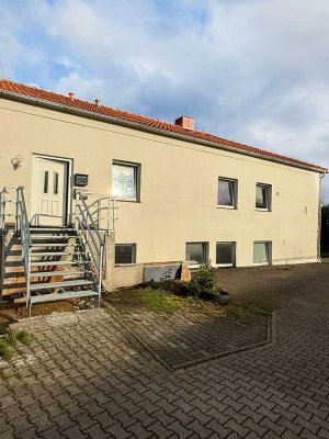 Charmante Erdgeschosswohnung im ehemaligen Schulgebäude