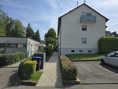 Handwerker-Schnäppchen in Waiblingen: 60 m² DG-Wohnung mit Balkon & Tageslichtbad - Provisionsfrei!