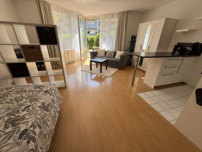 Voll möblierte 1-Zimmer-Wohnung mit Terrasse und Garten im Süden von Dachau
