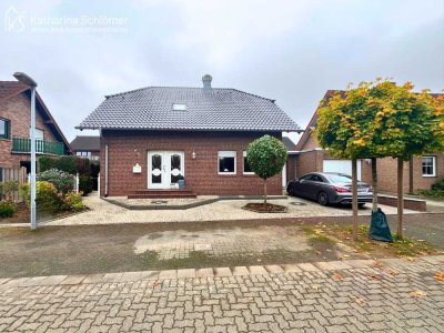 Gepflegtes Einfamilienhaus mit überlanger Garage und Südgarten in Bedburg-Lipp