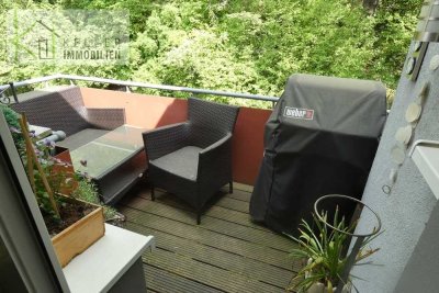 3-R-Whg. mit EBK, EINZELGARAGE, große Küche mit Balkon + Abstellraum - gepflegtes Mehrfamilienhaus