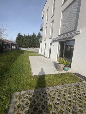 Luxuriöse 4,5-Zimmer Wohnung mit eigenem Garten in Saarbrücken