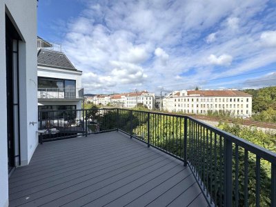 Mit Blick ins Grüne - Großzügiger Erstbezug nach Sanierung - Luftige 4-Zimmer Wohnung in Hernals