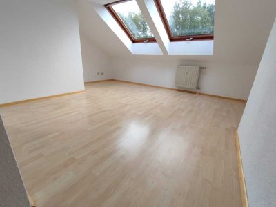 Kaiserslautern-Hohenecken (Nähe Amazon), Wohnung mit Pantryküche in ruhiger Lage