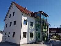 Schöne und neuwertige 5-ZKB Dachgeschosswohnung in Thannhausen OT BURG