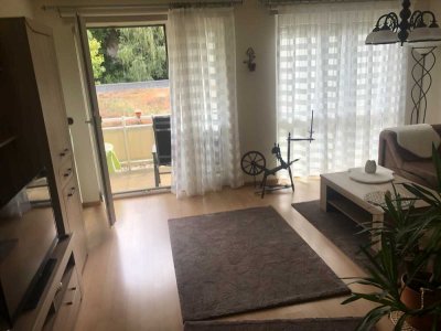 Gepflegte unmöblierte 3-Zimmer-Wohnung mit Balkon und Gäste-WC in ruhiger Innenstadt-naher Lage