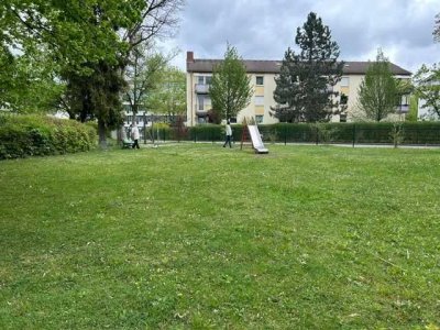 Preishit Helle 3 Zi ETW, ruhig und zentral, qm 5300,--€