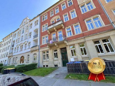 In Renovierung I Moderne Einbauküche I Bad mit Wanne