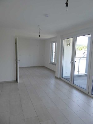 Kapitalanlage! Freie 3-Raum-Wohnung mit geh. Innenausstattung mit Balkon in Bad Neuenahr-Ahrweiler