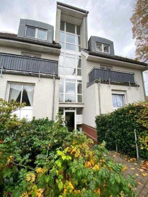 Wohnen in Stadtvilla mit Terrasse, EBK, Marmorbad und G-WC