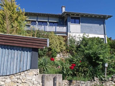 **PROVISIONSFREI** Einzigartige Familienwohnung mit Garten, die ihresgleichen sucht!
