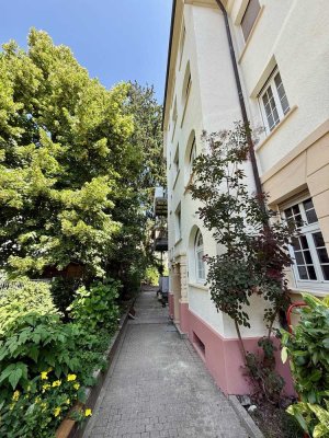 Ab sofort in der beliebten Freiburger-Wiehre wohnen!