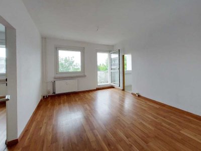 Kleine 2-Zimmer-Wohnung wartet auf Dich! - Wir renovieren!