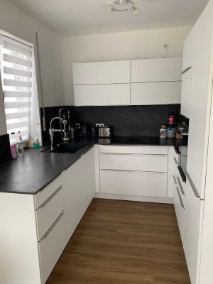 Geschmackvolle, neuwertige 3-Raum-Wohnung mit gehobener Innenausstattung mit EBK in Regensburg