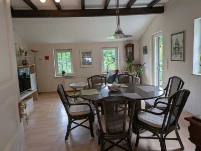 Dachgeschosswohnung im Fachwerkhaus am Waldrand – ruhig, besonders, mit Platz für eigene Ideen