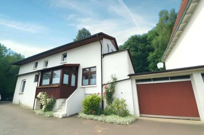 Verstecktes Gartenparadies im Innenhof – ruhig & charmant