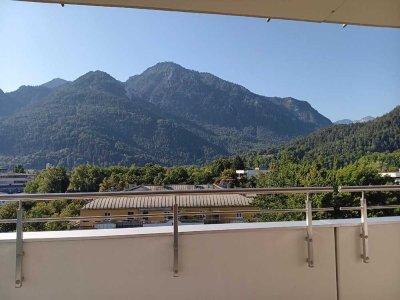 Geschmackvolle, gepflegte 3-Zimmer-Wohnung mit geh. Innenausstattung mit Balkon und EBK