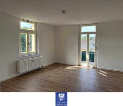 Lichtdurchflutete Wohnung mit Balkon!