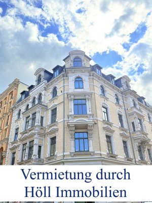 Höll-Immobilien vermietet schöne 2-Raum Wohnung mit Balkon in der Oleariusstr. 5