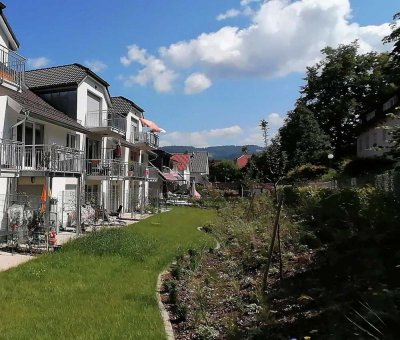 Moderne 4-Zimmer-Wohnung mit Balkon und 2 Stellplätzen – ideal für alle mit Platzbedarf!