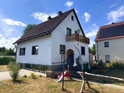Vielseitiges Ein- bis Zweifamilienhaus mit großem Garten in Lautertal