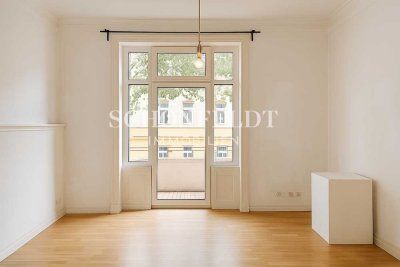 2-Zimmer, Wohnküche und hohe Decken – Ihre Altbauwohnung in Bestlage Winterhudes