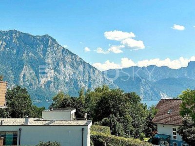 Schlichtes Eigenheim in guter Lage - mit traumhaften Traunseeblick!