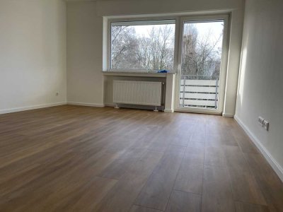 OPPUM: Top sanierte 2ZKDB + Balkon