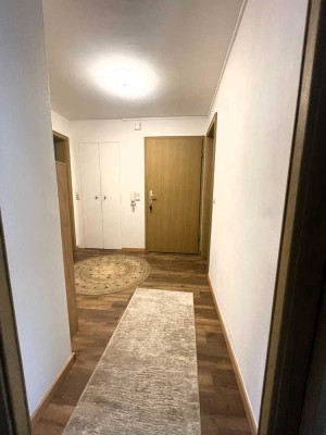 Schöne 3-Zimmer Wohnung mit Balkon und Kfz-Stellplatz
