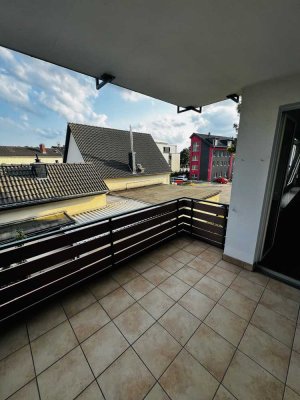 Renovierte 2-Zimmer-Wohnung mit Südbalkon in Leverkusen