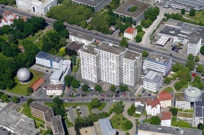Nette 2-Zimmer Wohnung mit EBK und Balkon in super zentraler Lage zu vermieten.