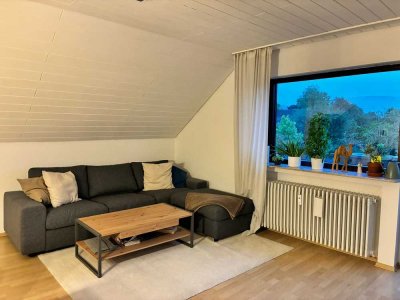 Gepflegte 3-Zimmer-Dachgeschosswohnung mit Balkon in Weilheim