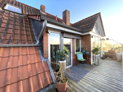 Lichtdurchflutete, individuelle Maisonette-Wohnung mit Dachterrasse + Fahrstuhl in der List
