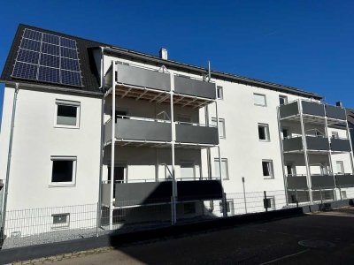 Exklusives Mehrfamilienhaus mit 13 Wohnungen - Garagenpark - PV-Anlage - 5.5% Rendite