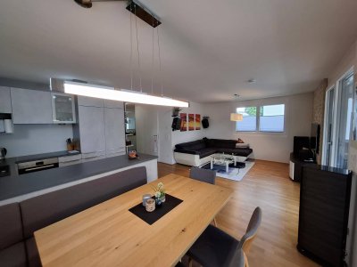 Sonnige Dreizimmer-Wohnung in ruhiger Lage